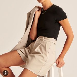 Abercrombie ultra high rise tailored short